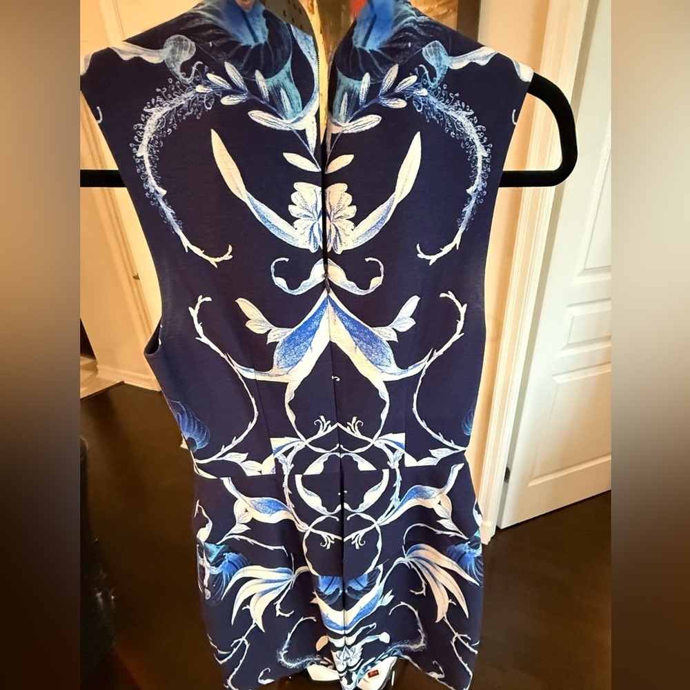 Keepsake the Label Blue White Peplum Come Save me Dress Floral Mini sz S - Picture 3 of 6